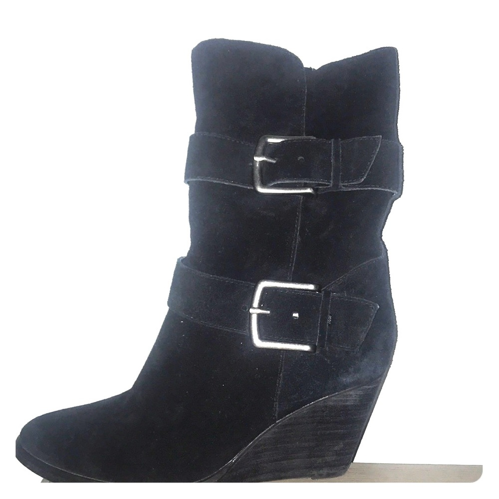 BLACK LEATHER wedged boots!!